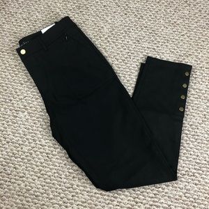 SOLD ❗️WHBM Black Skinny Ankle Pants